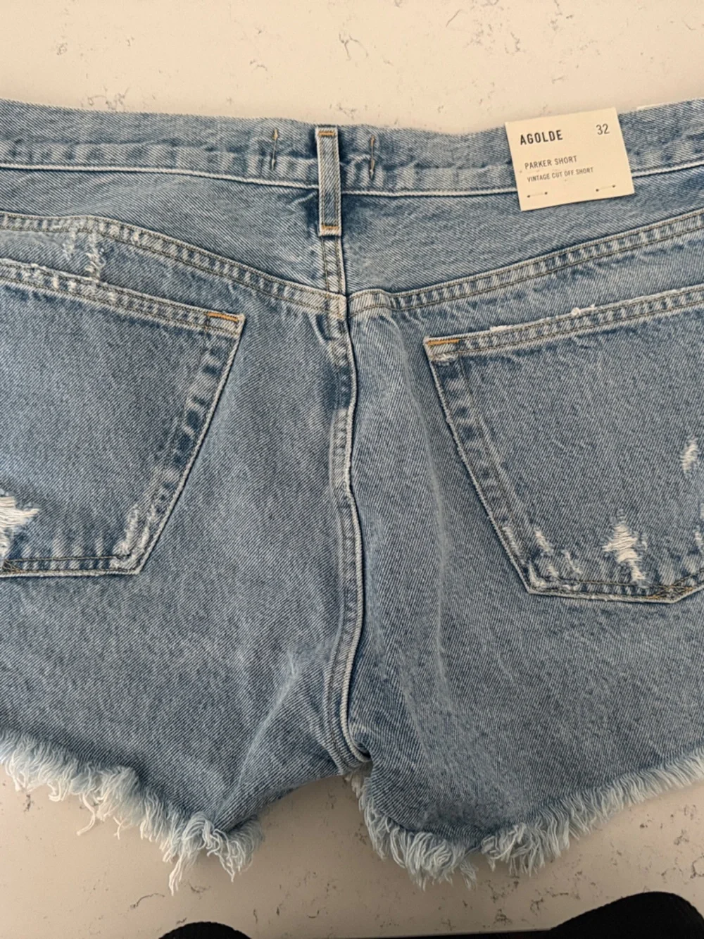 Agolde Light Blue High-Rise Frayed Hem Denim Shorts - Picture 3 of 3